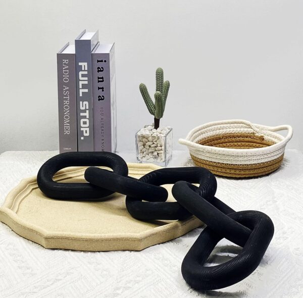 Decorative Wood Chain Link Decor with Black color