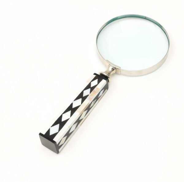 MOP Magnifying Glass