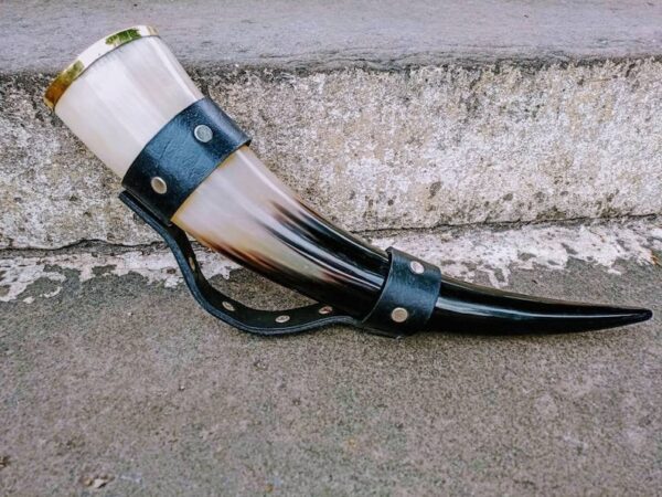 Natural Buffalo Drinking Horn With Leather Holder In High Quality