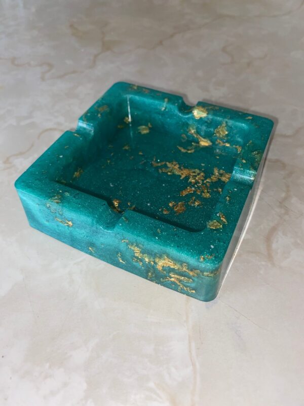 Functional Resin Cigarette Ash Tray
