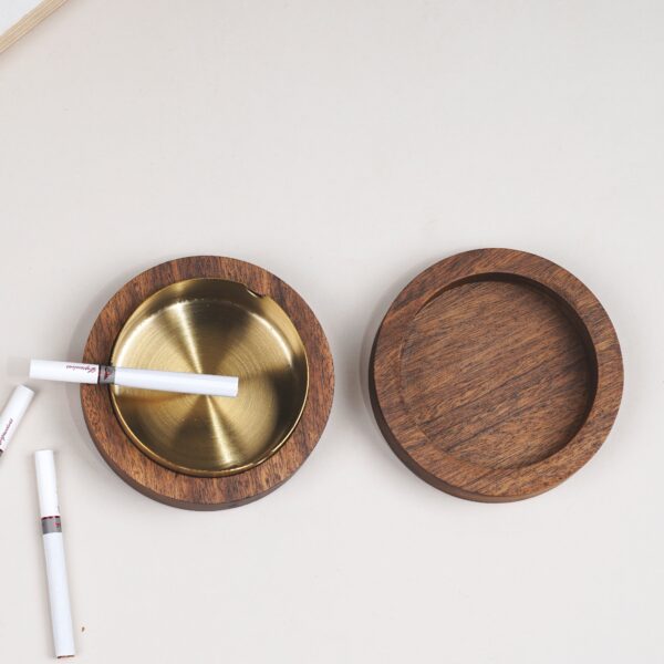 Sophisticated Wooden Cigarette Ash Tray