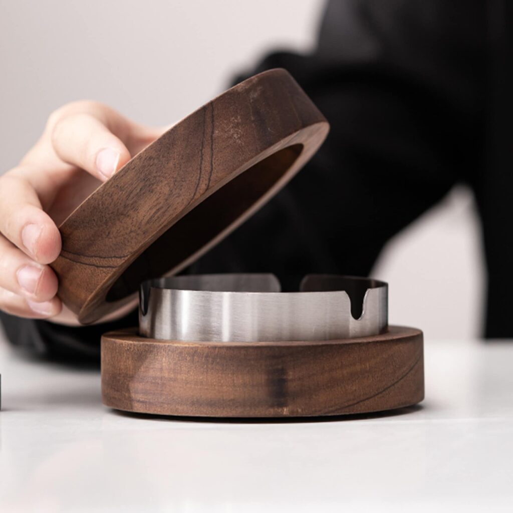 Sophisticated Wooden Cigarette Ash Tray - Image 7