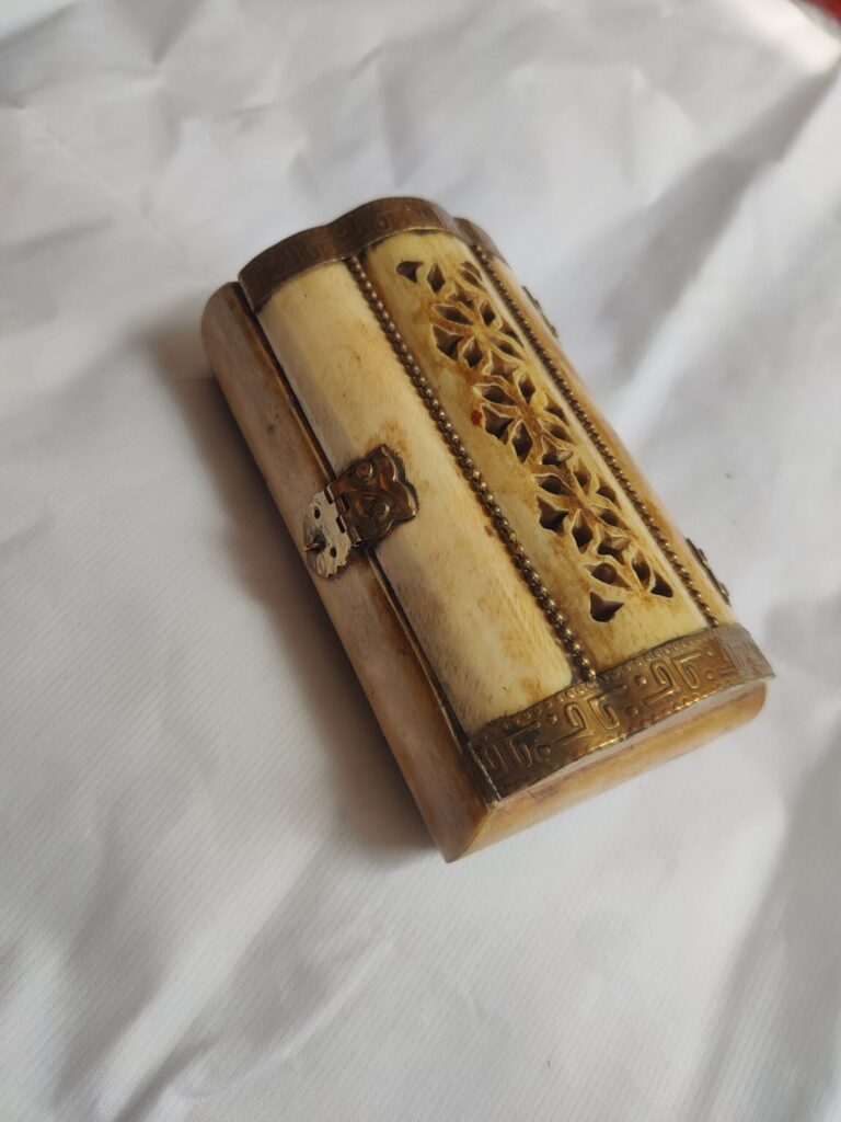 Opulent Bone Jewellery Box - Image 2